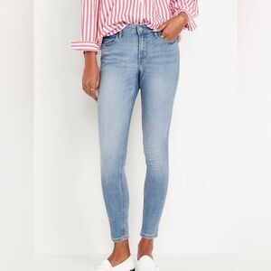 Mid-Rise Rockstar Super-Skinny Jeans